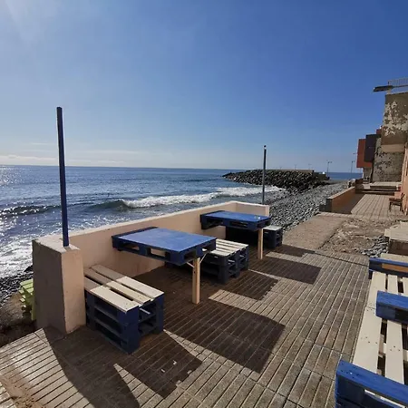 Guest house By The Sea